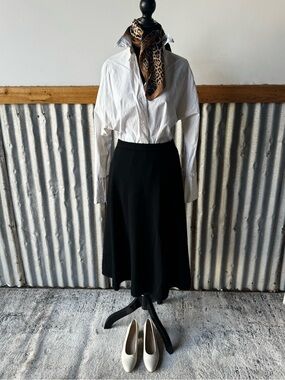 St. John Black A-Line Midi Skirt